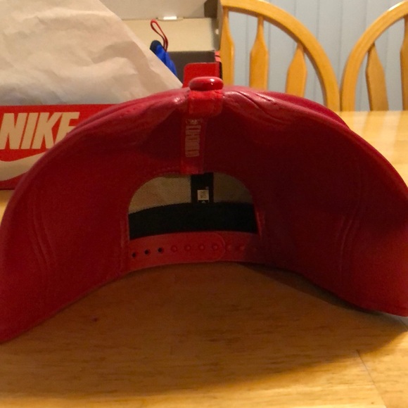 Nike shoes and red leather raiders hat - Picture 4 of 6
